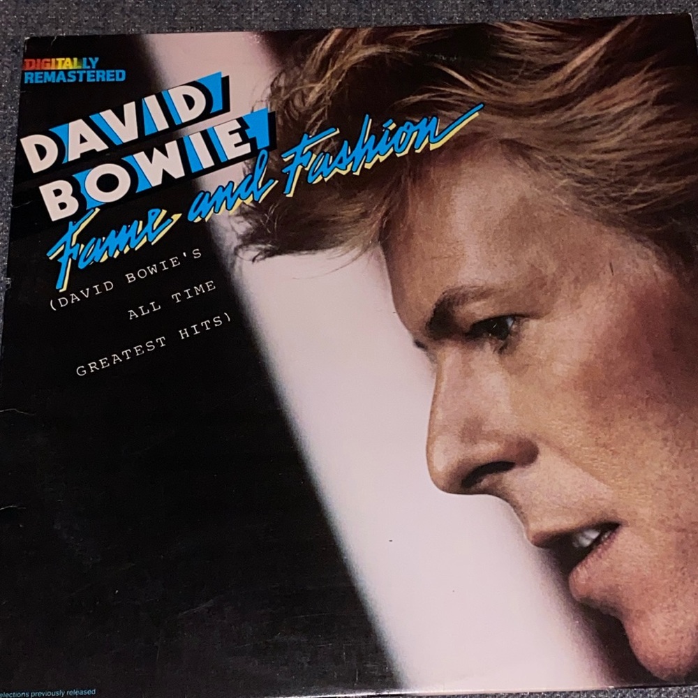 Classic David Bowie Greatest Hits Vinyl Record LP. RCA. 1984.